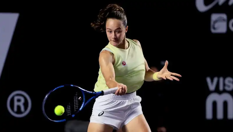 Zeynep Sönmez, Spor Dünyasında Yeni Bir Rekor Kırdı!