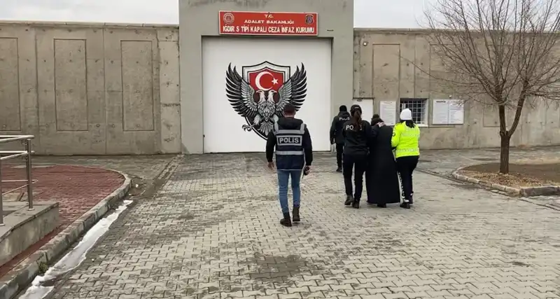 43 Yıl Hapis Cezası Olan Yabancı Şüpheli İstanbul’da Yakalandı!