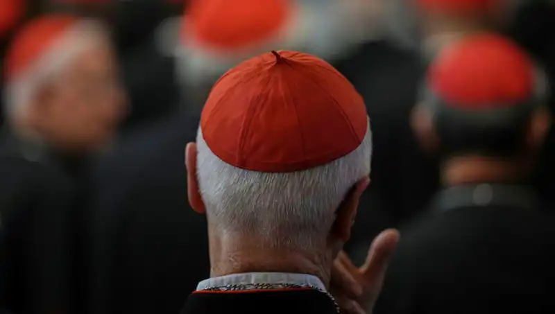 Yeni Papa Seçimi İçin Konklav Tarihleri Açıklandı: Süreç Nasıl İşleyecek?