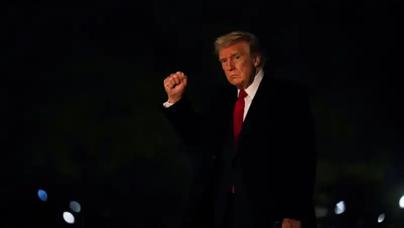 Ticaret Savaşlarının Komplike Etkisi: Trump’a Destek Düşüyor!