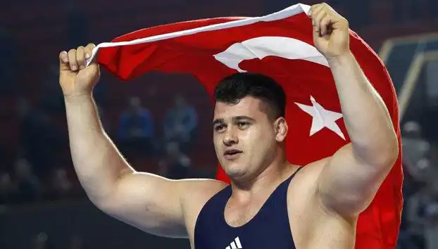 Milli Güreşçi Rıza Kayaalp'e Şok 4 Yıl Men Cezası!