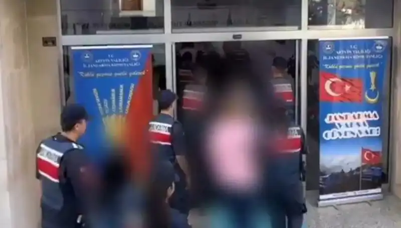 30 İlde Gerçekleşen Dev FETÖ Operasyonu: 65 Kişi Tutuklandı