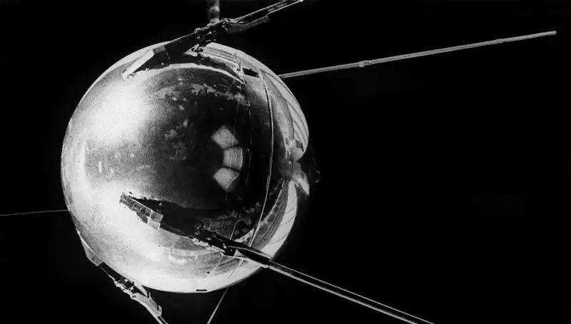 1972 Model Sovyet Uzay Aracı Kontrolsüz Olarak Dünya'ya Düşmeye Hazırlanıyor