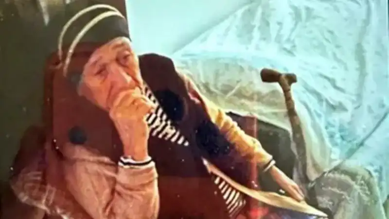 Kan Donduran Cinayet: Torun, Anneannesini Bastonla Döverek Öldürdü!