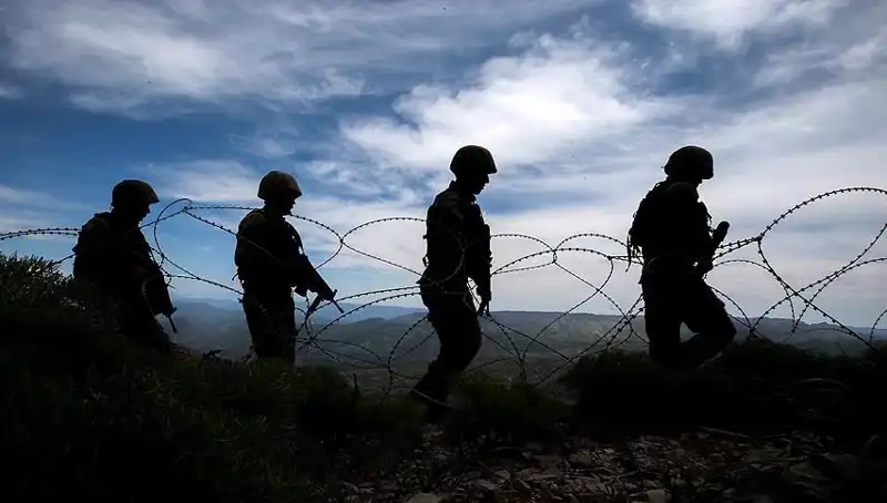 Türkiye'de Göçmen Krizi: İki İlde Düzensiz Göçmen Operasyonu