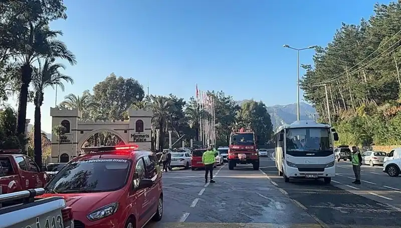 Muğla'daki Lüks Otelde Çıkan Yangın: Misafirler Panik İçinde Tahliye Edildi