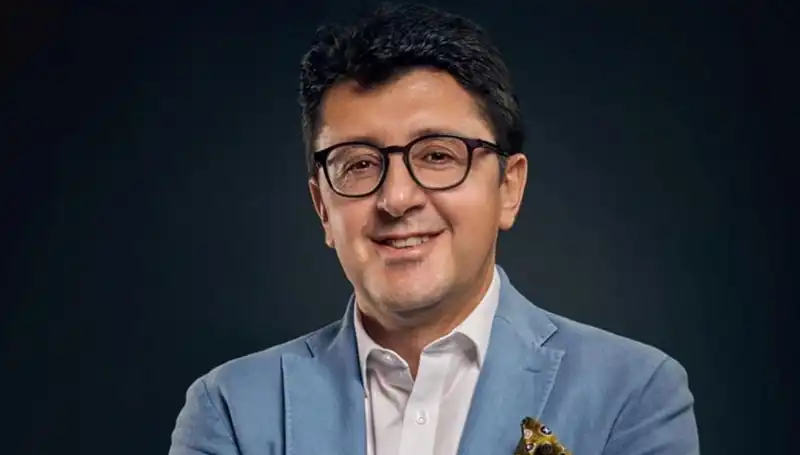 Ali Ender Çolak: İGDAŞ Genel Müdürü'nün Başarılı Kariyeri ve Vizyonu