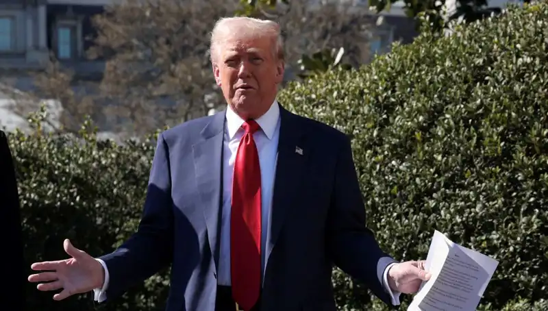 Trump'tan Gelen Seyahat Yasağı Taslağı: Hangi Ülkeler Listede?