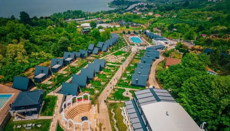 Bungalovlarda Gizli Kamera Kontrolü: Yurt Dışından Cihaz Getirildi!