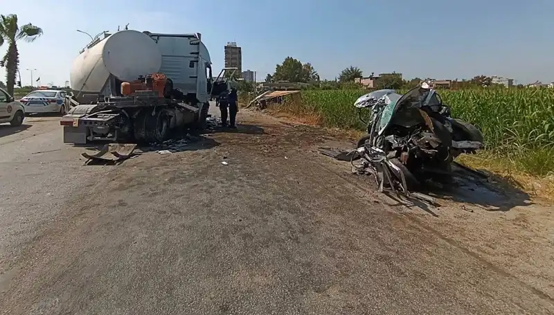 Adana'da Tankerle Otomobil Çarpıştı: Feci Kaza Gerçekleşti