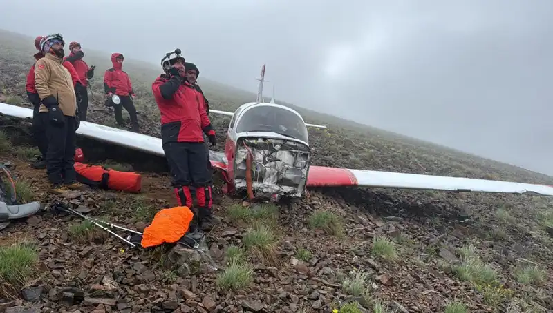 Türk Pilotun Uçak Kazasında Trajik Kaybı: Kadın Yolcu Hayatta Kaldı