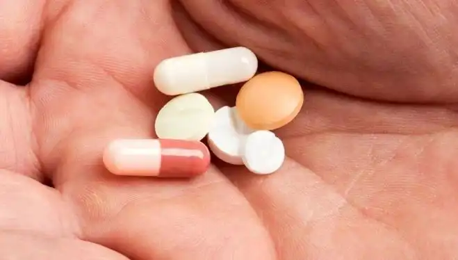 Milyonlarca Kişinin Kullandığı Reçetesiz İlaçlar Hakkında Şok Uyarı!
