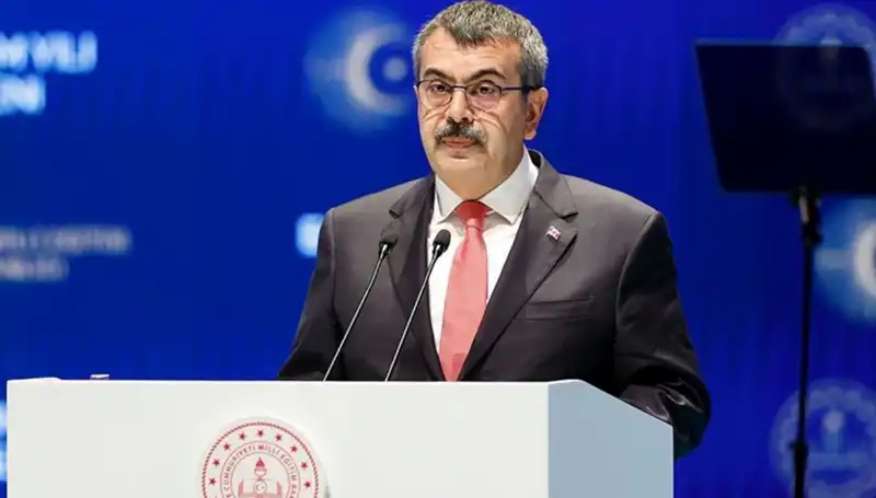Bakan Tekin'den 23 Nisan'a Özel Anlamlı Mesaj: Çocuklar Geleceğimizin Teminatı