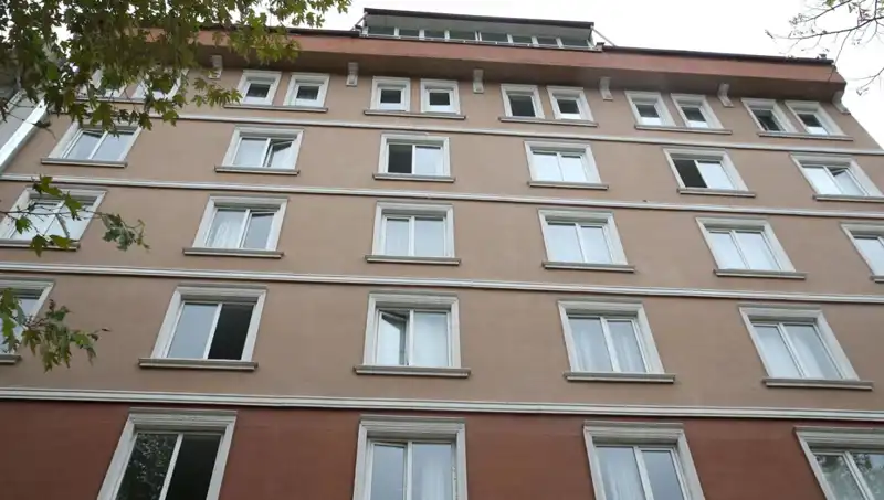 Kastamonu'da Şok Edici Olay: Otelin Penceresinden Düşen Kadın Hayatını Kaybetti