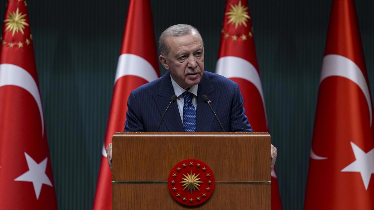 Cumhurbaşkanı Erdoğan'dan depremzedelere destek açıklaması