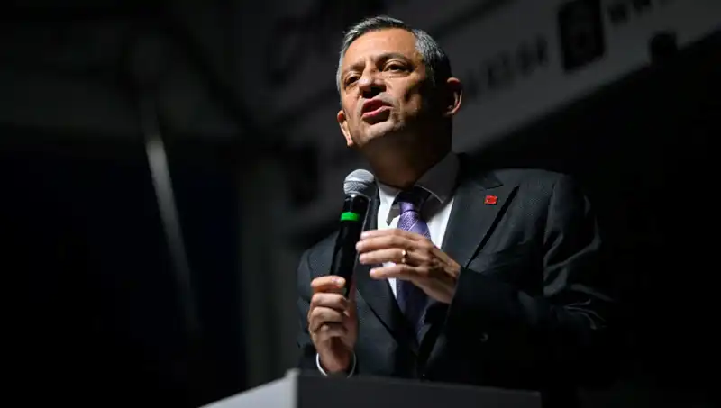 Özgür Özel'den Dikkat Çeken Emekli İkramiyesi Açıklaması