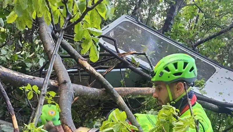 İtalya'da Teleferik Faciası: Korkunç Kaza ve Kaybedilen Hayatlar