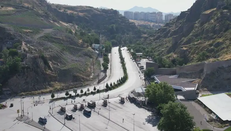Kurban Bayramı'nda Ankara'nın Sokaklarında Sakin Bir Manzara Hakim