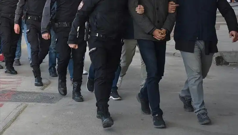 DAEŞ'e Darbe: Ankara Merkezli 7 İlde 27 Gözaltı Kararı Alındı