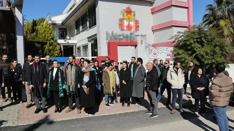 Okula Gidiş, Karne Günü Çocukları ve Velileri Ağlattı!