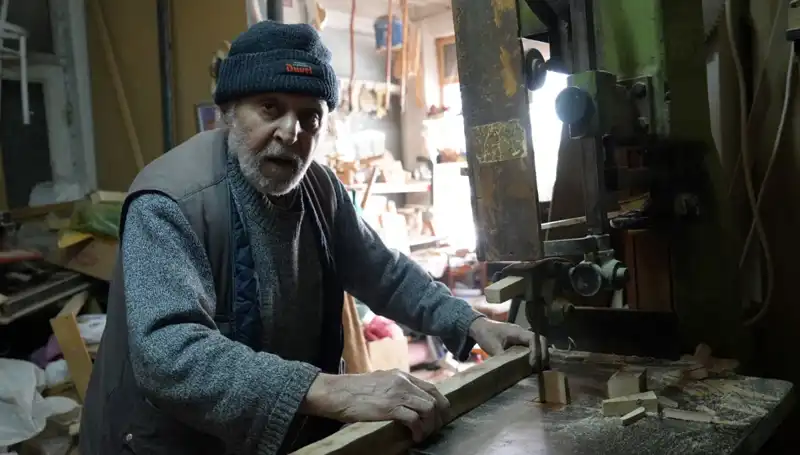 87 Yaşında Mesleğine Aşk ve Azimle Bağlı: El Emekleriyle Geleceği Kuruyor