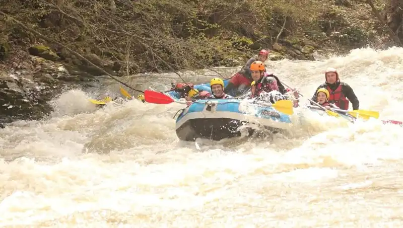 Rafting Tutkunları İçin Yeşil Doğa: Debi Artışıyla Gelen Fırsatlar
