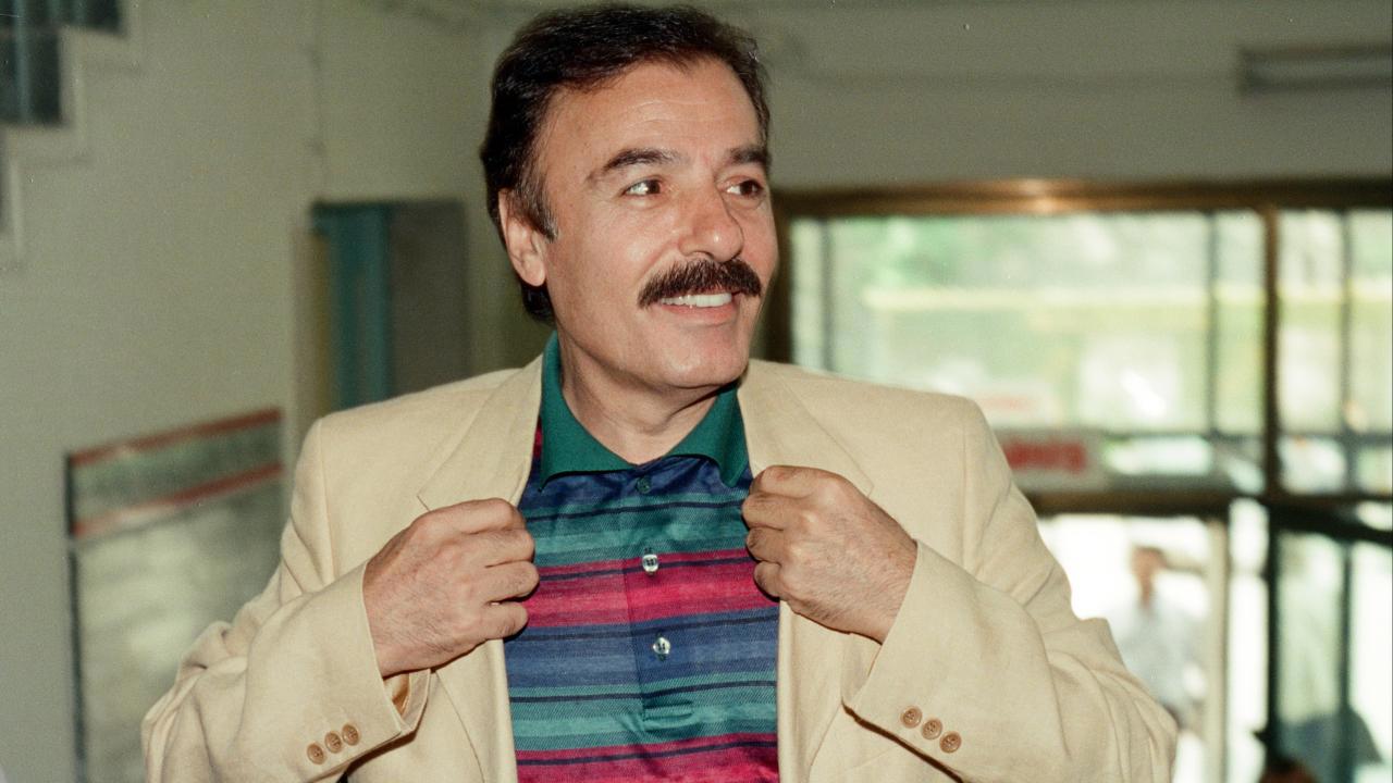 Türk Sanat Müziği'nin efsane ismi Ferdi Tayfur hayatını kaybetti.