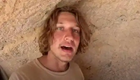 Yasaklı Kızılderili Adasında Tutuklanan Turistin Hikayesi ve Etkileri