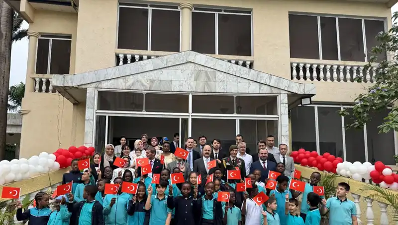 Kamerun’da 23 Nisan Çocuk Bayramı: Renkli Kutlamalar ve Gelenekler
