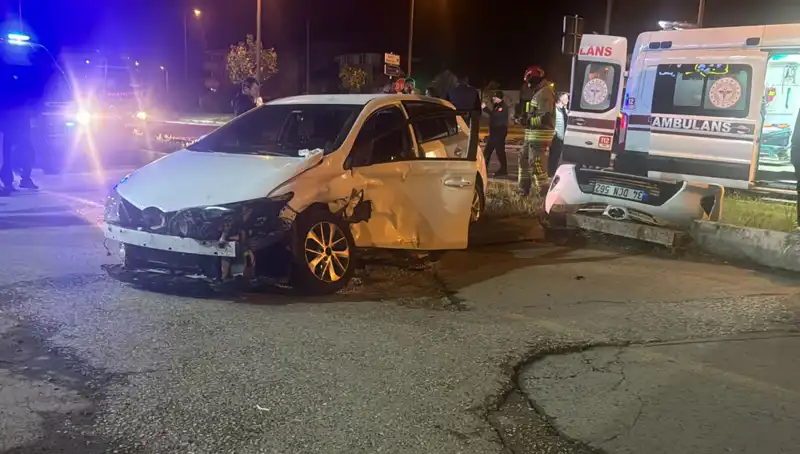 Pikap ve Otomobil Çarpışması: Kaza Sonrası Yaşananlar ve İlk Gözlemler